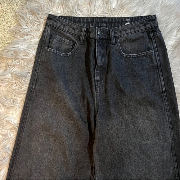 Robert Rodriguez Black Baggy Crop Denim Jeans - Picture 6 of 13